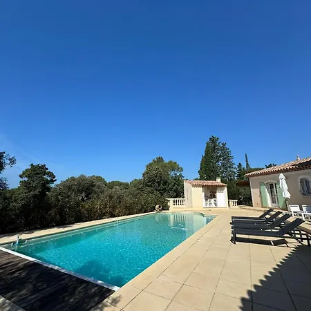 Magnifique Bastide Provencale Avec Grande Piscine *