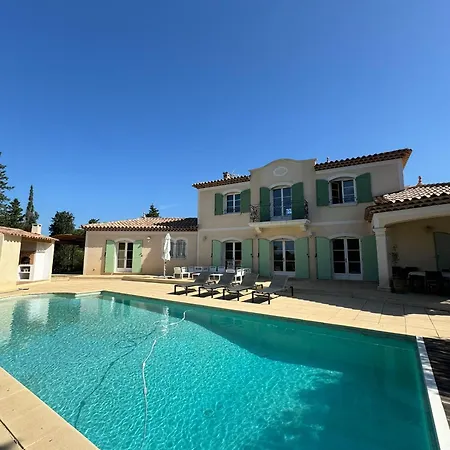 Magnifique Bastide Provencale Avec Grande Piscine