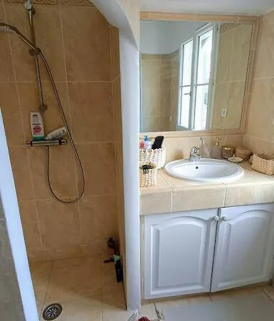 Magnifique Bastide Provencale Avec Grande Piscine