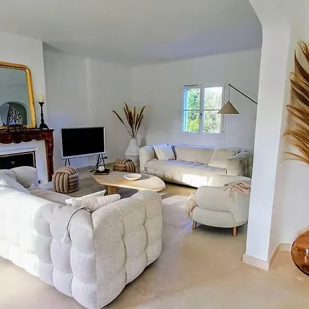 Magnifique Bastide Provencale Avec Grande Piscine Villa Saint-Raphael (Var)