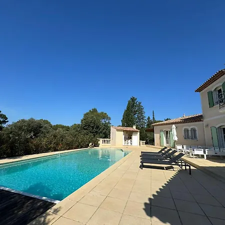 Magnifique Bastide Provencale Avec Grande Piscine Saint-Raphael (Var)